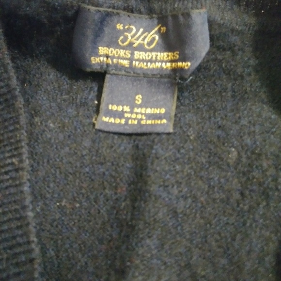 Toddler Boys sweater and 2 vest Bundle - Picture 3 of 6